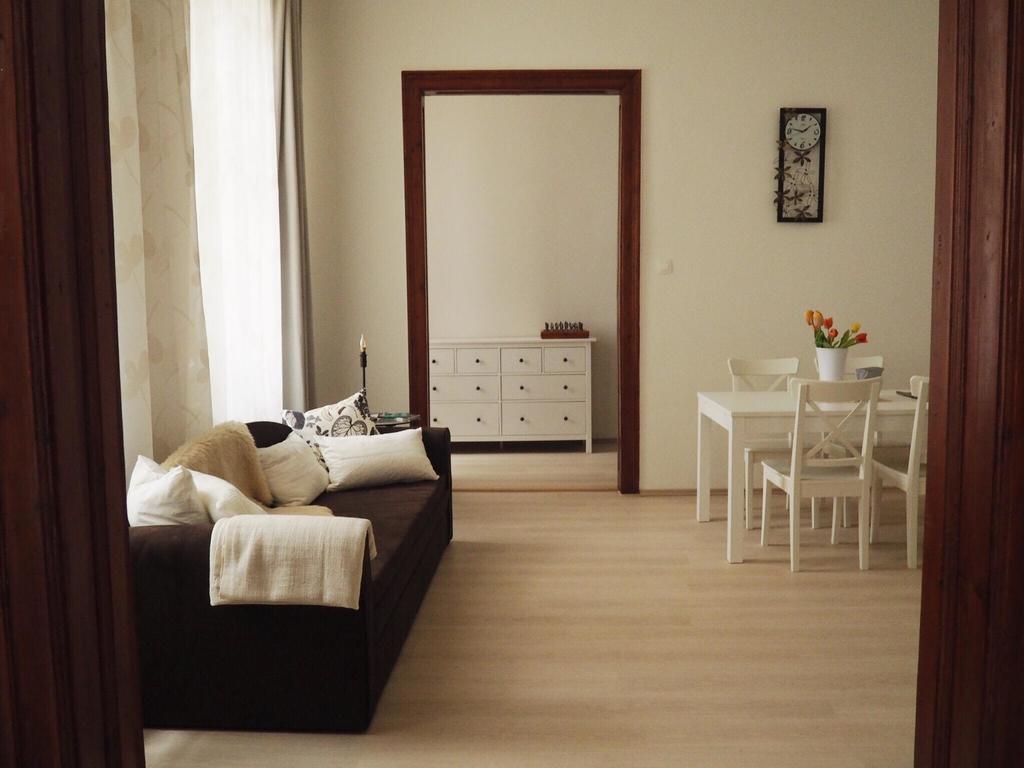 Apartment In Historical Part - Old Town Top Address Братислава Екстер'єр фото